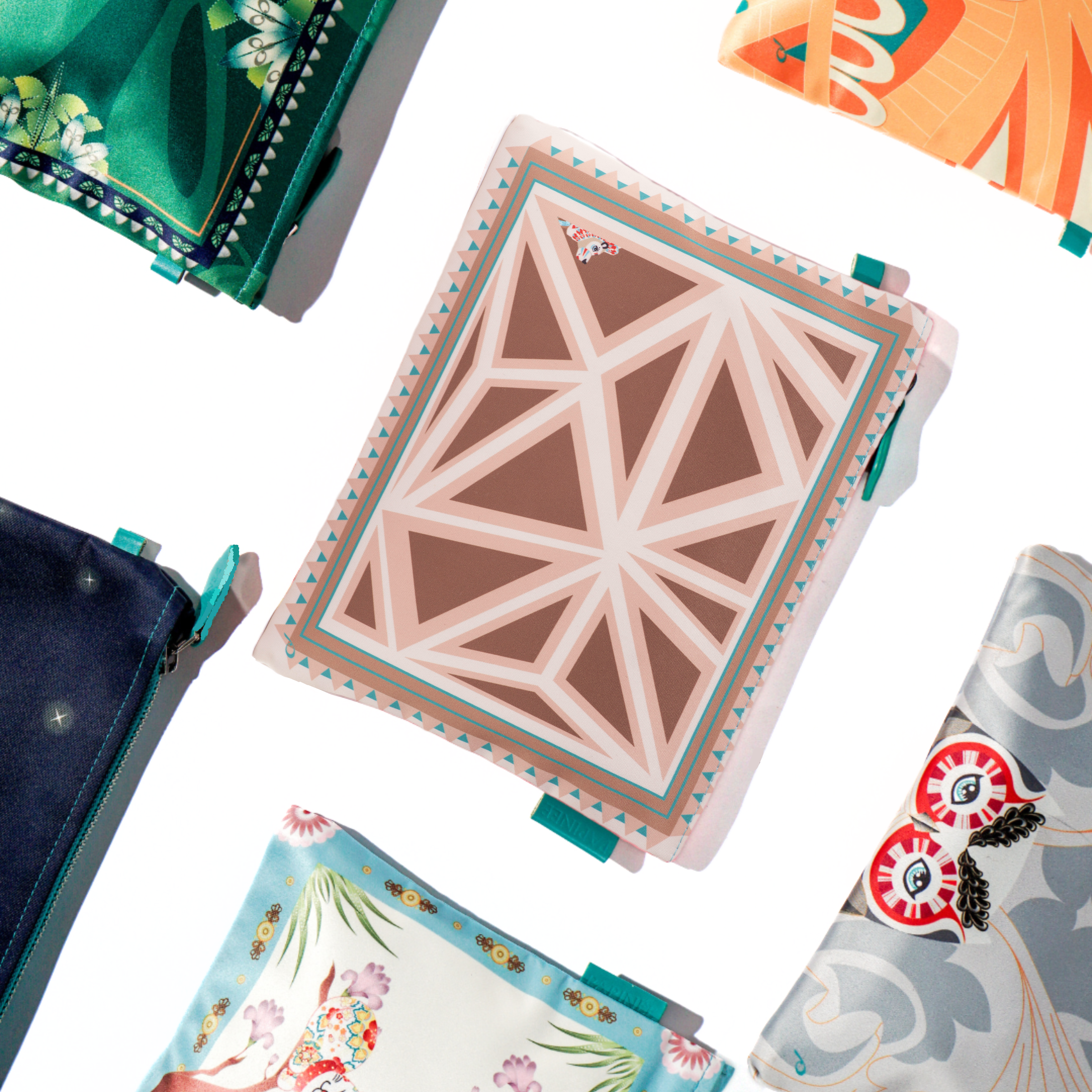 Chief Leo Masai Mara Lion Pouch Bag